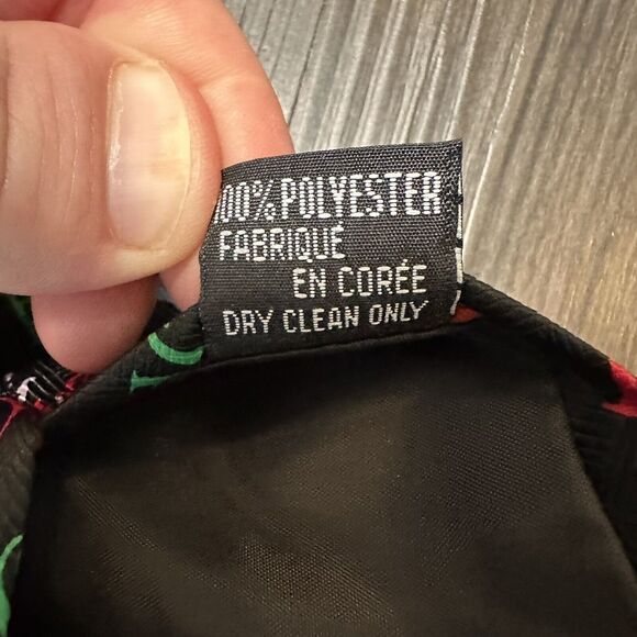 VTG Disney Winnie The Pooh & Friends Christmas Holiday Neck Tie Black Men’s 54" - Picture 7 of 7